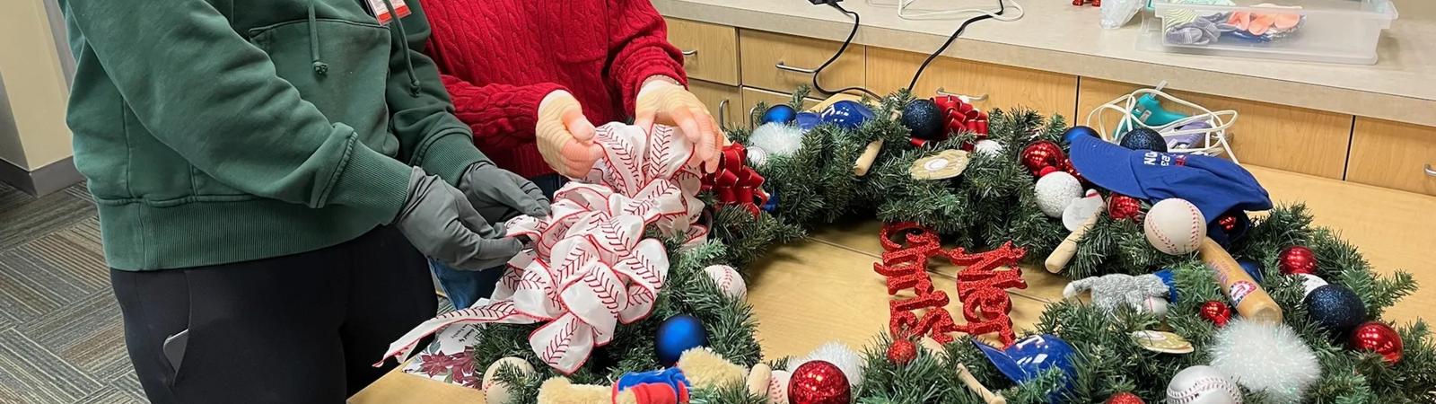 24-25 AUX Plano Photo_Deck the Halls