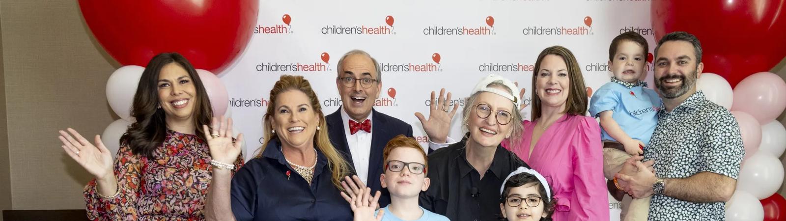 24-25 AUX Plano Photo_LOL